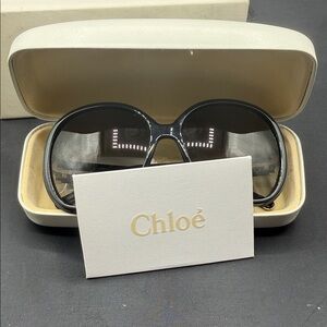 CHLOE vintage Oversized sunglasses. Excellent Condition. Black & Gold.